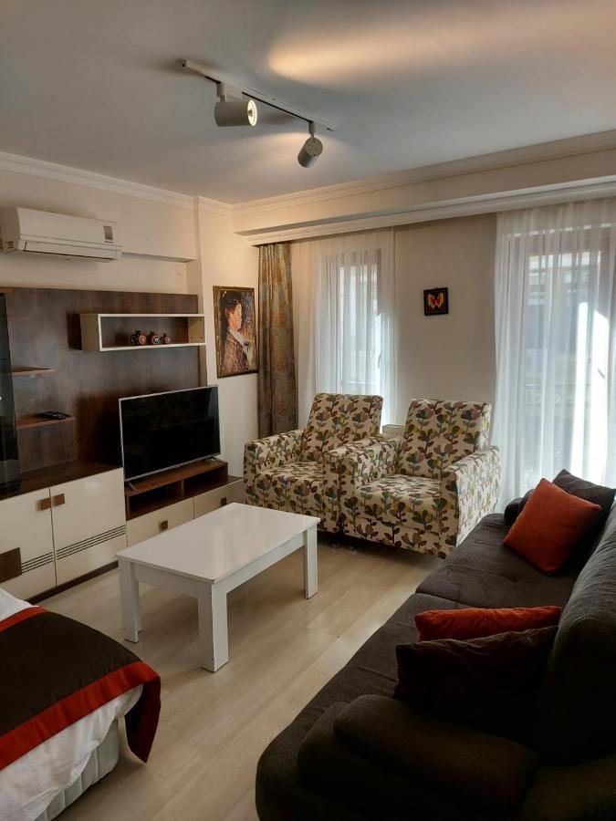 Class Apartment *