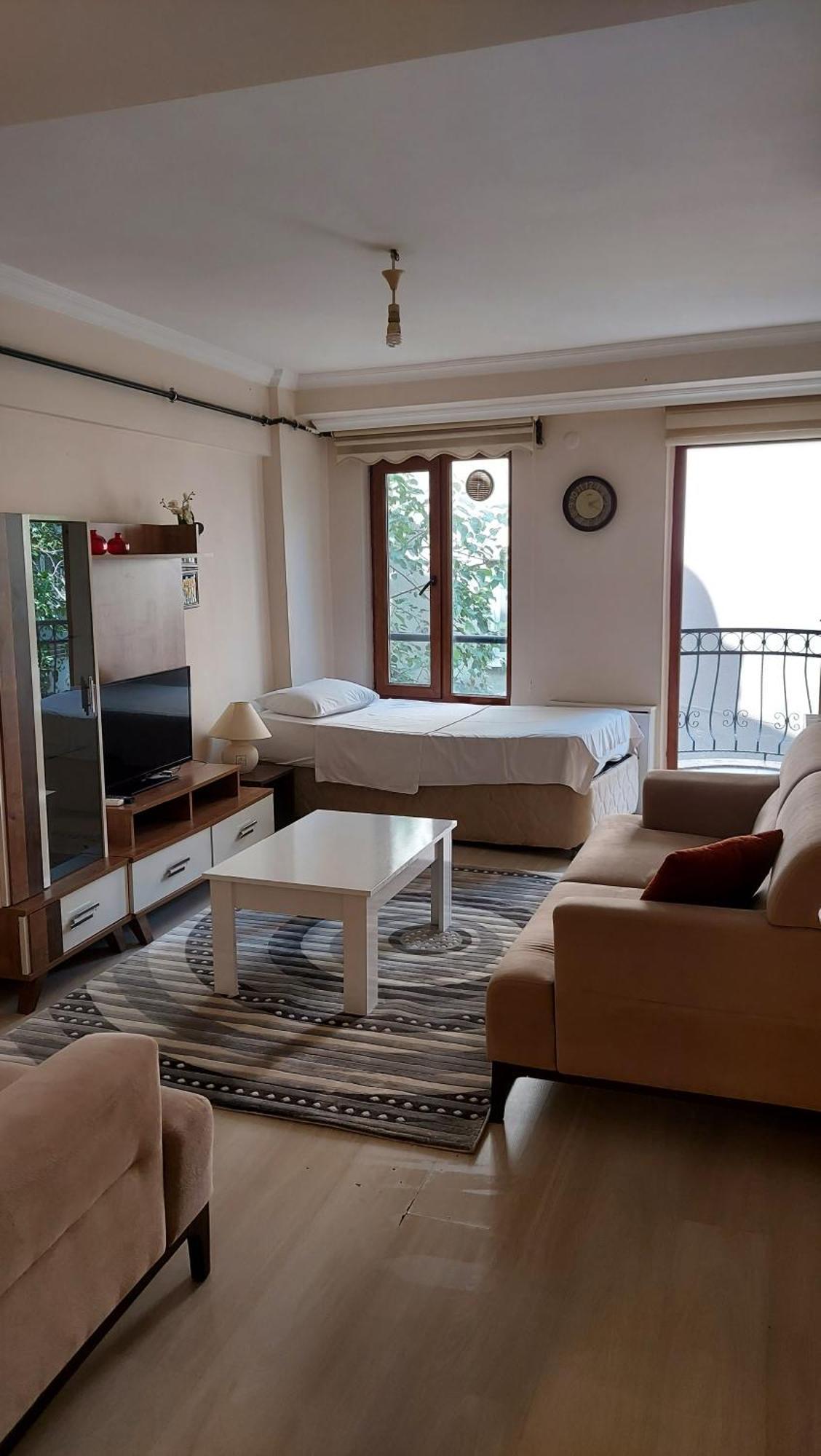 Class Apartment *